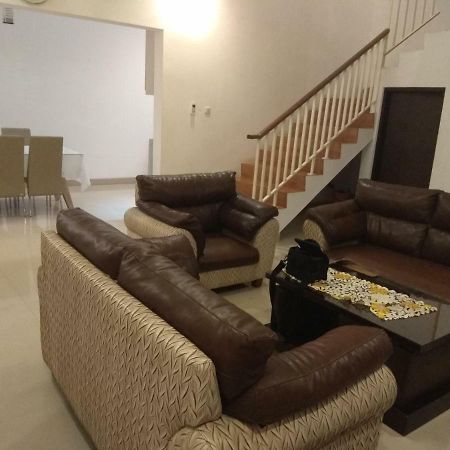 Fams Homestay By Fh Stay Yogyakarta Exterior photo